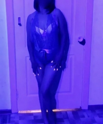 Александра, 24 года, 2 размер груди